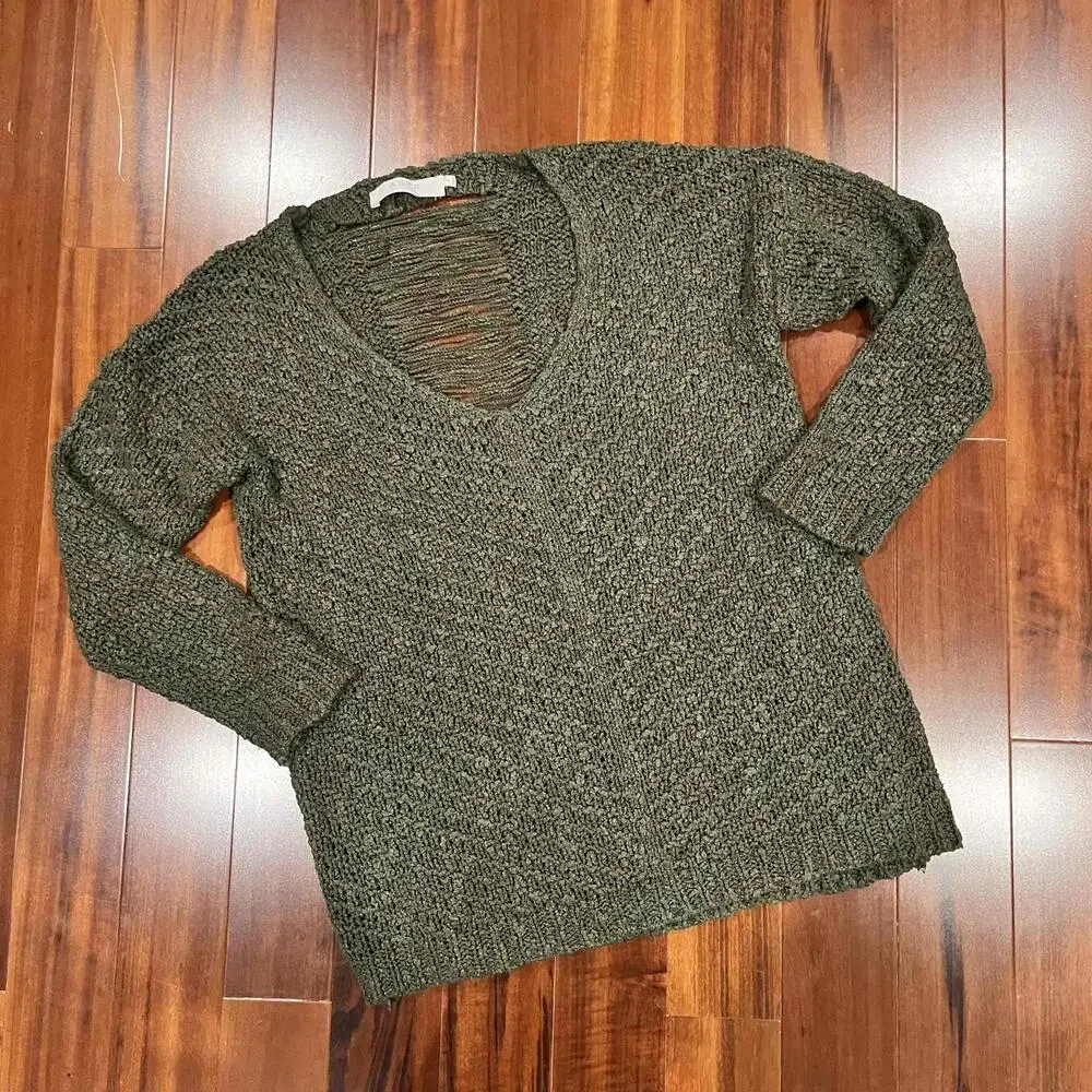 ASTR The Label Olive Green Sweater V Neck Knit Long Sleeve Pullover Size Small - Picture 1 of 8